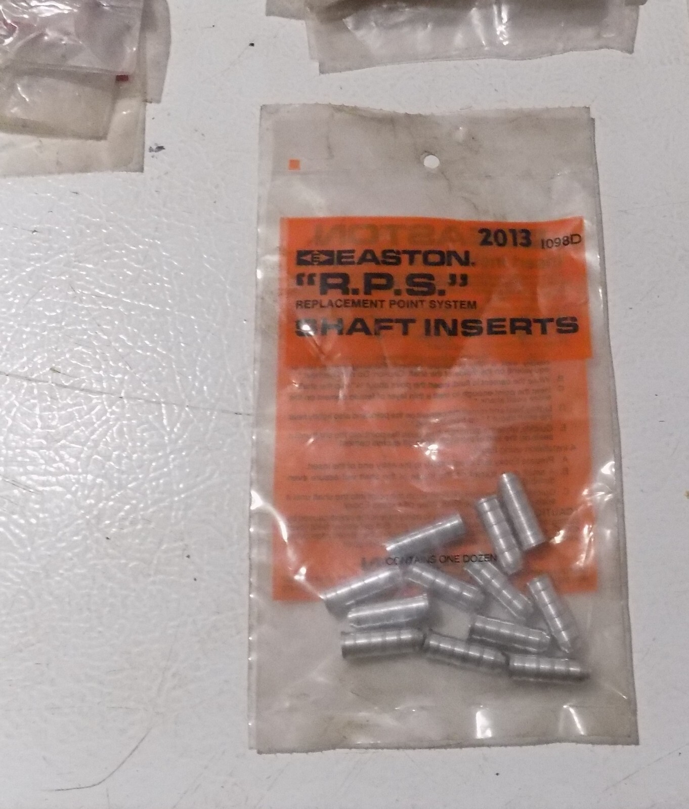 Easton Arrow Inserts 12 Pieces 2013 8-32 20.9 Grains