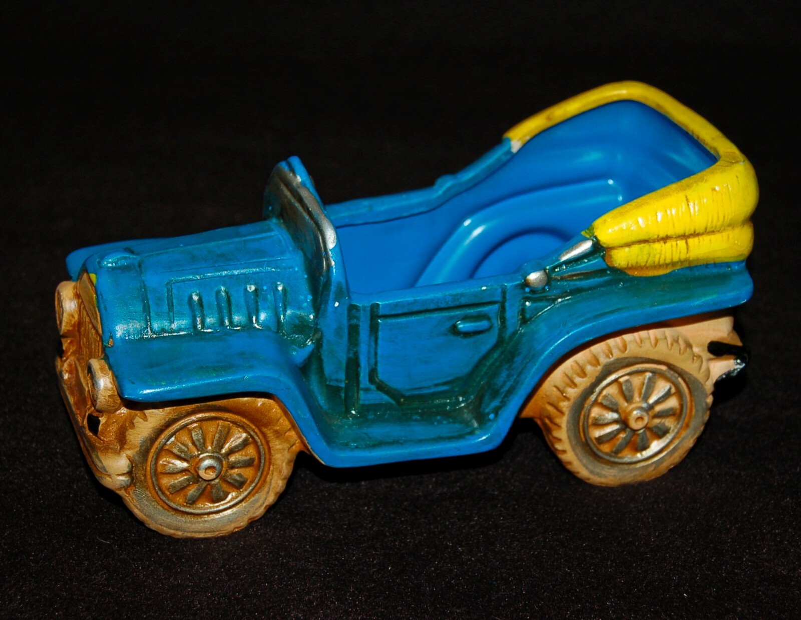 Vintage PLANTER CAR INARCO Wonderful Ceramic Made in Japan 1960's