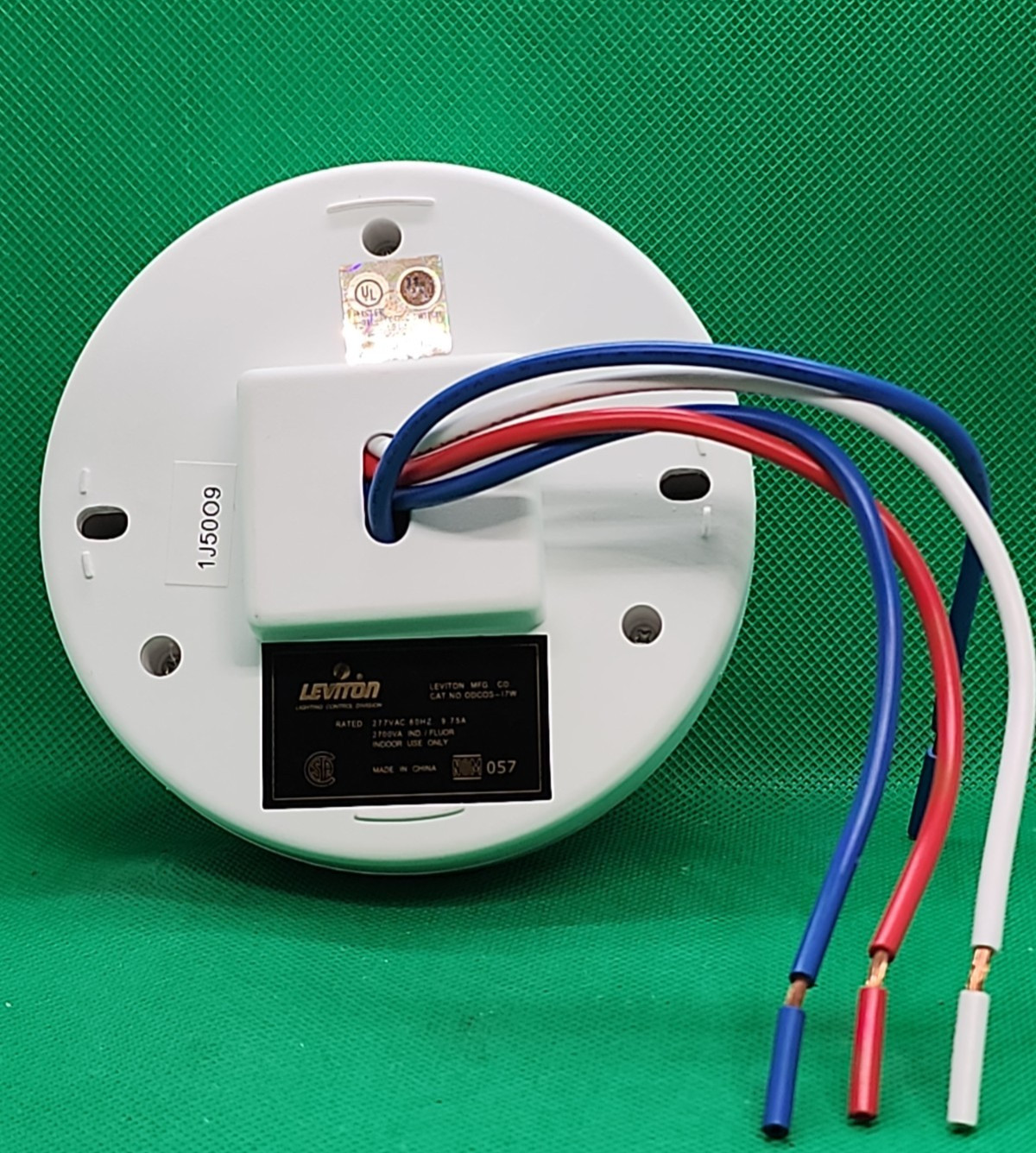 LEVITON ODC0S-17W INDOOR CEILING MOUNT MOTION SENSOR [1RE5-1]