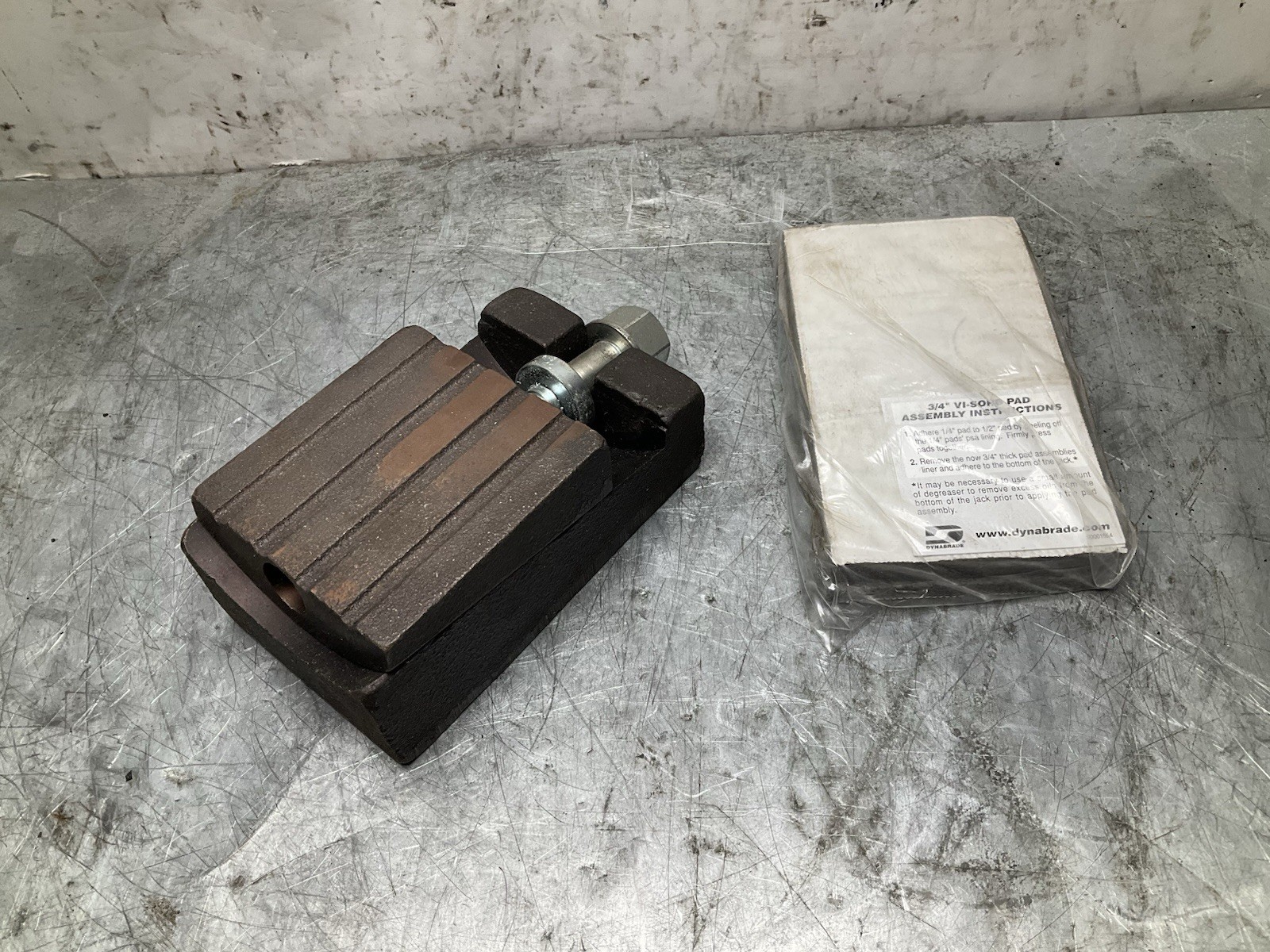 Dyna Brade 60210 Leveling Jacks 9000lb w/ 3/4" Visor Pad 4" x 6"