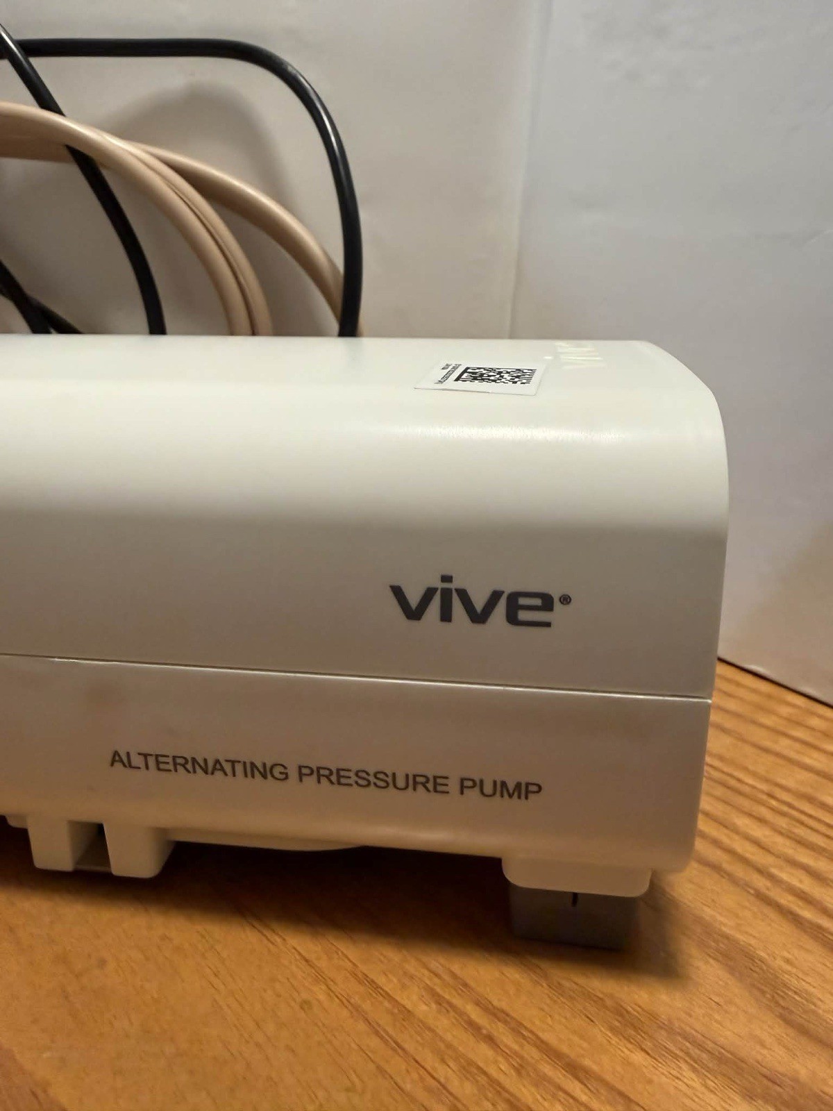 VIVE Alternating Pressure Pump (No accessories included)