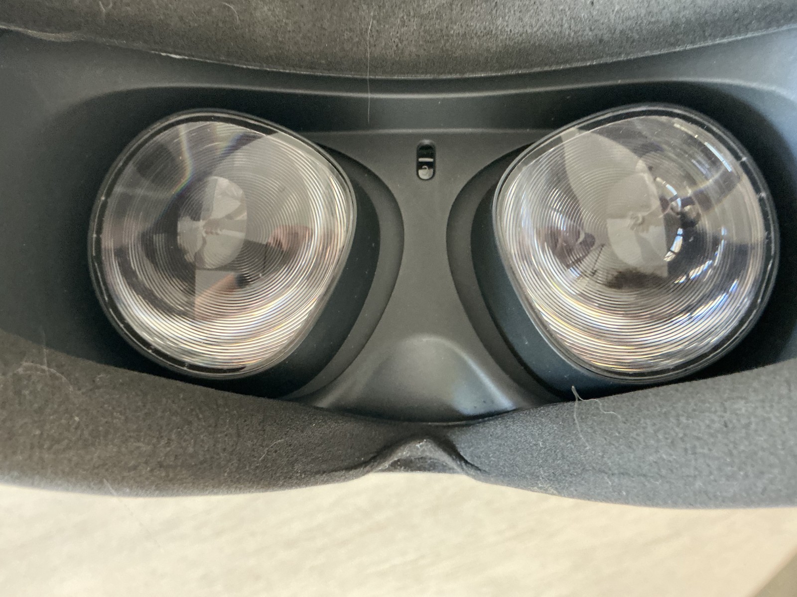 Meta Quest 2 Virtual Reality Headset 256GB Bundle Good Condition