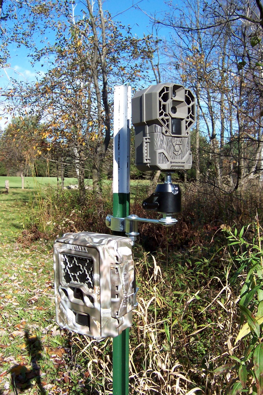 Trail Camera T Post  Mounting Bracket