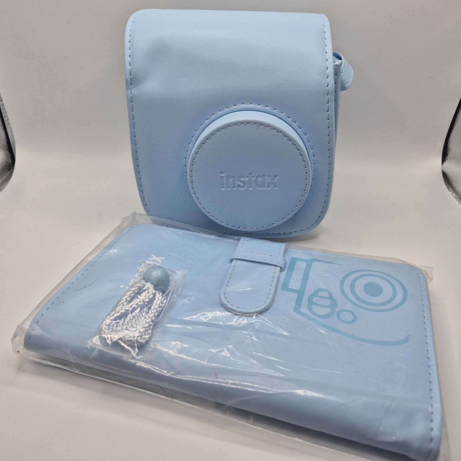 Fujifilm Instax Mini 7S Instant Camera  Light Blue W/ Accessories Photography