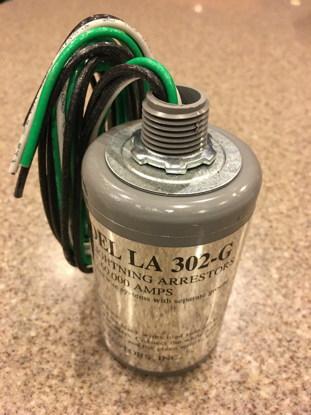 Delta LA302G 250V Single Phase Lightning Arrestor Protection LA 302 w/Ground