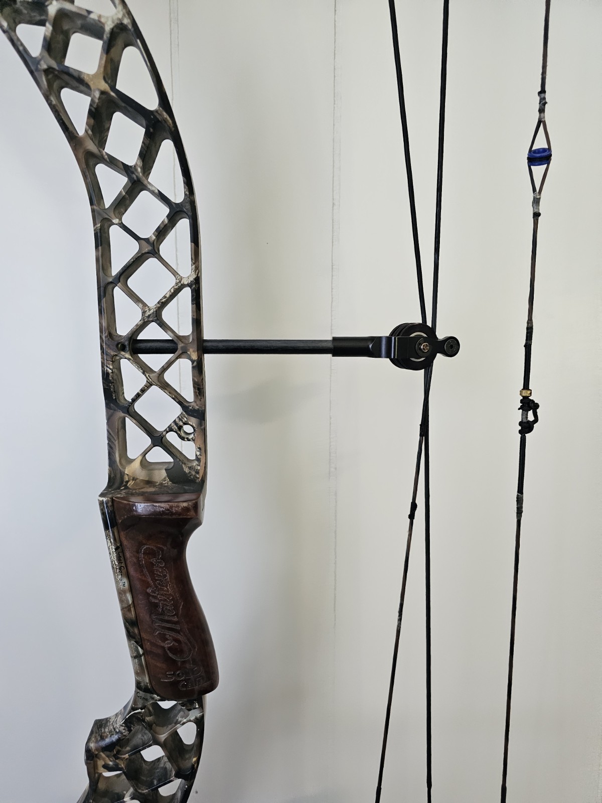 Mathews Helim Heli-m Compound Bow
