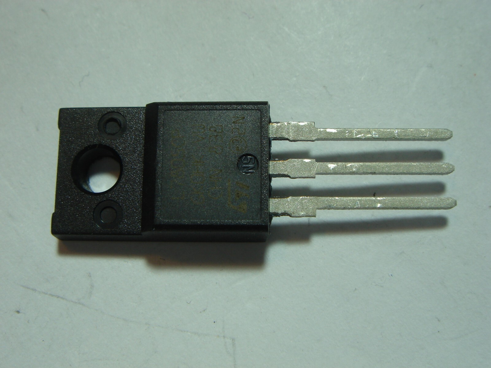 L7805 Insulated Voltage Regulator +5V 1A POSITIVE VOLTAGE REGULATOR #14-464$u