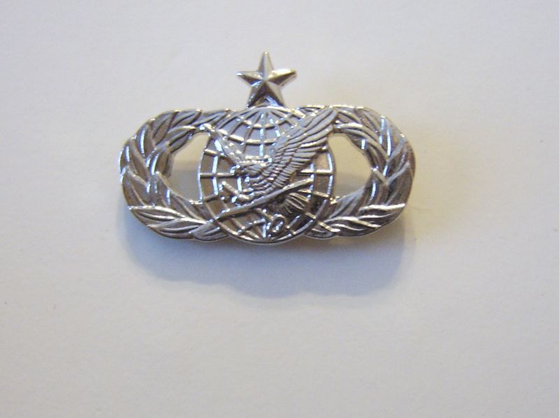 USAF SENIOR SUPPLY FUEL QUAL BADGE MESS DRESS