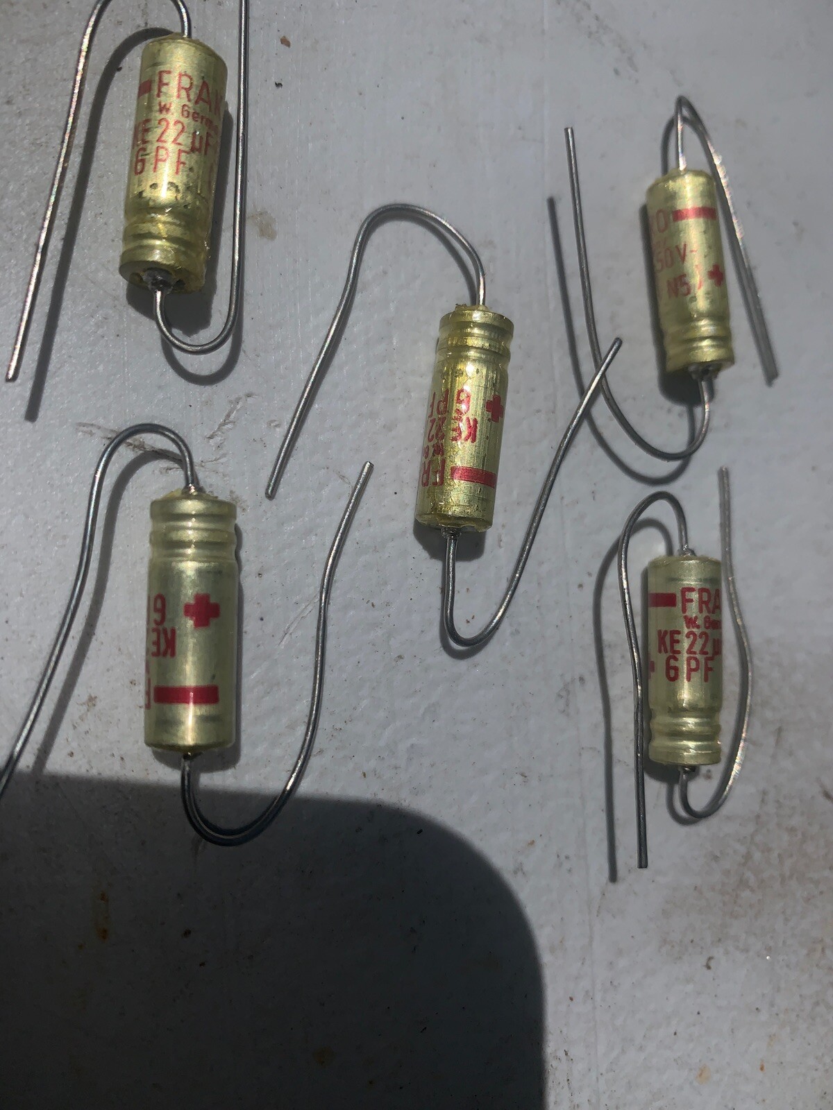 FRAKO 50 Volt KE 22uF Electrolytic Cap’s Axial GPF (M4)Red Mark NOS Qty (5)