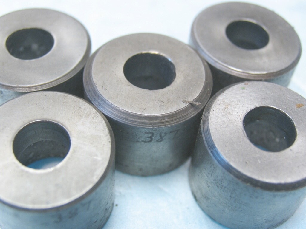 One  UNIPUNCH  0.387" Die,  1" OD (Lot 13zzm)
