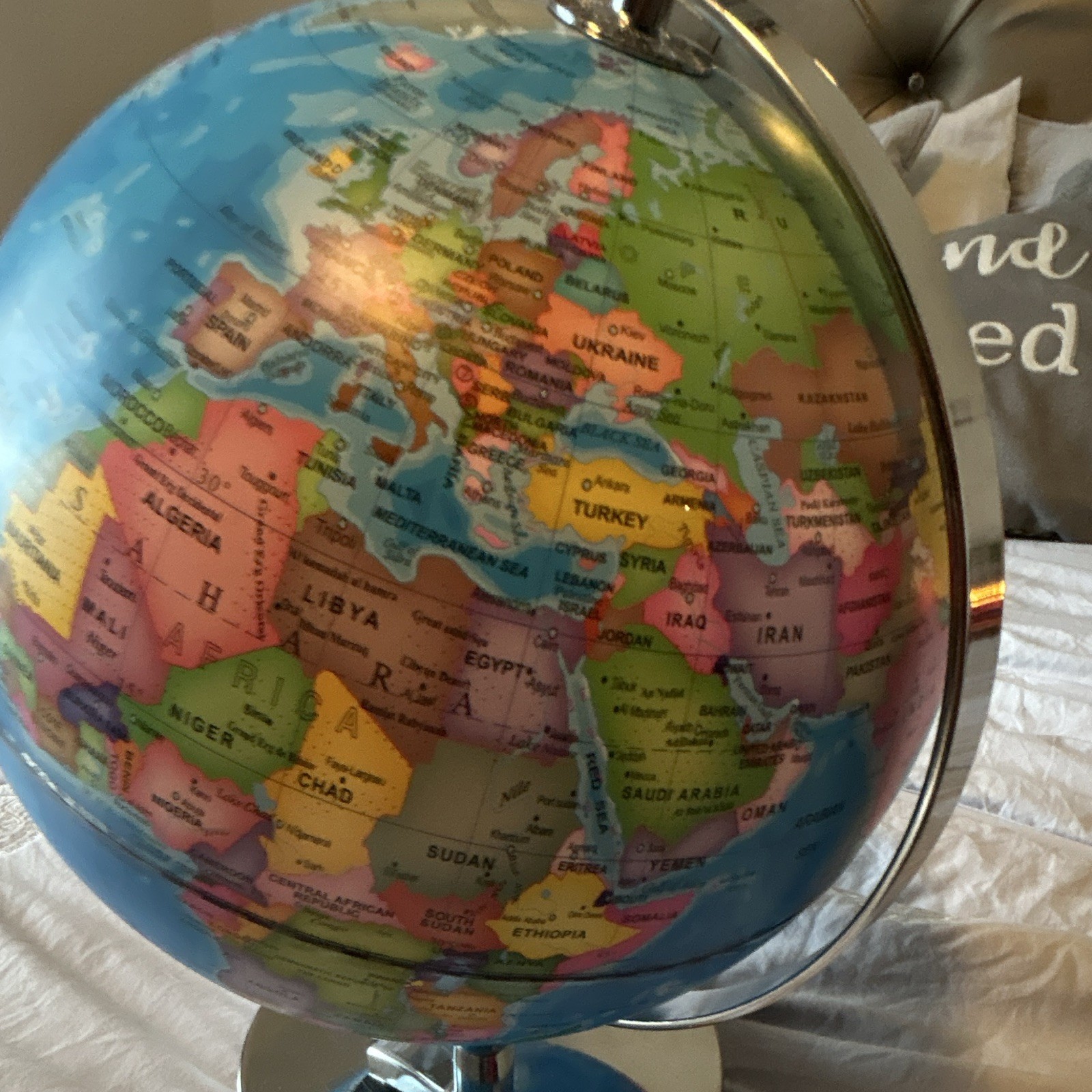 Tabletop World Globe Multicolor Rotating Decorative Plastic/Metal Metallic Base