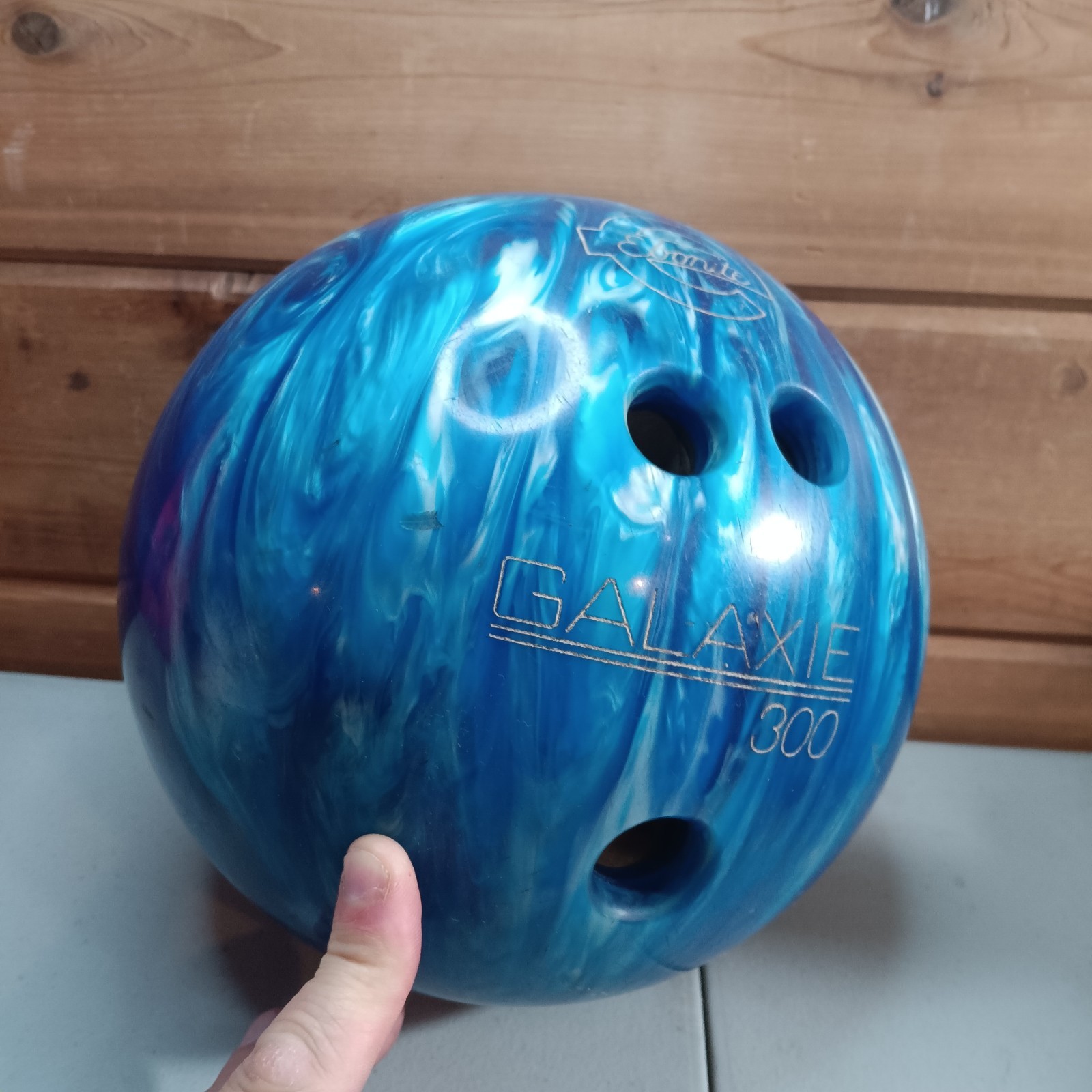 Vintage Galaxie 300 Bowling Ball- 12lb- Aqua Blue Sports Aqua Marine