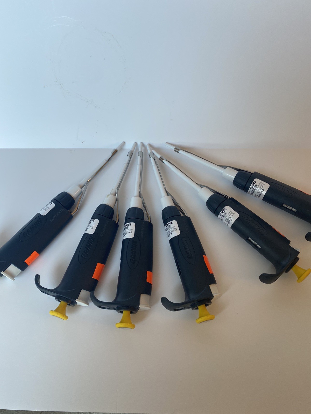 Rainin Pipet-Plus LTS FL 200Single Channel Adjustable Volume Pipette