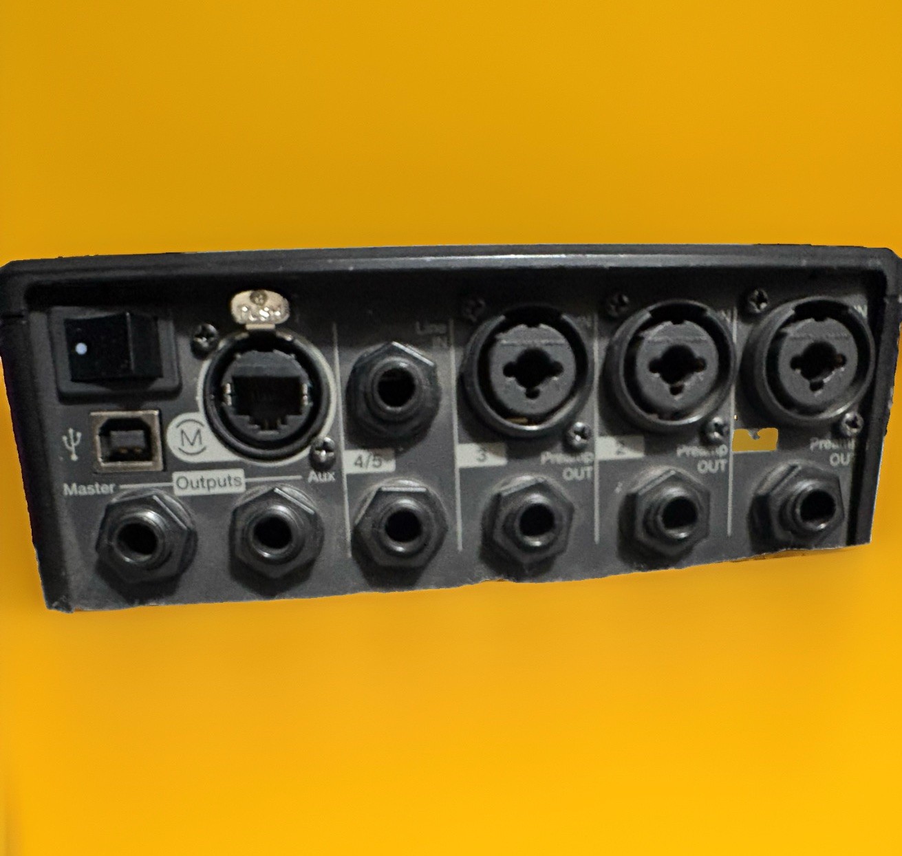 Bose T1 ToneMatch Audio Engine 18V= 1.0 A Untested As-Is