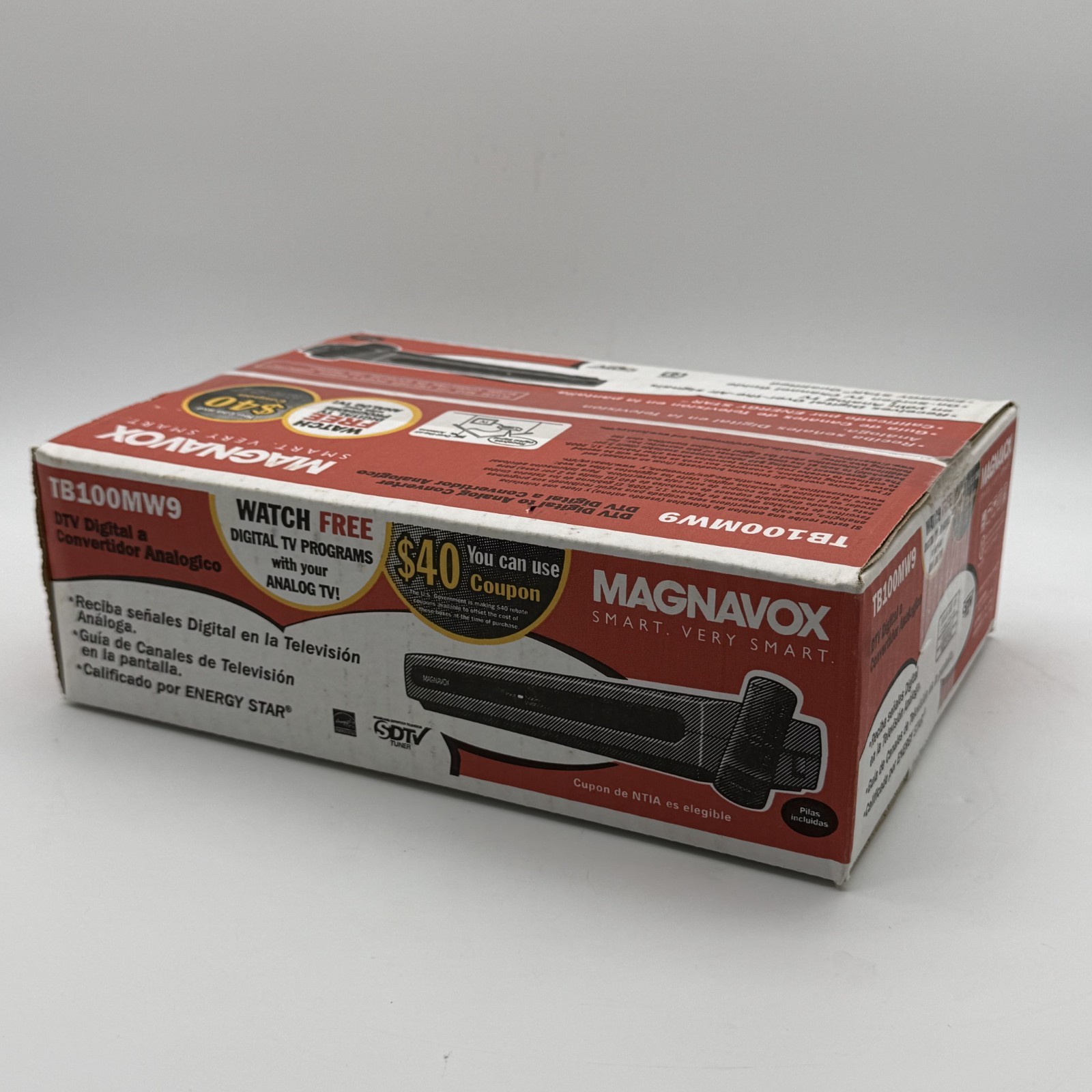 Magnavox DTV Digital to Analog TV Converter Box & Remote TB100MW9 New Sealed