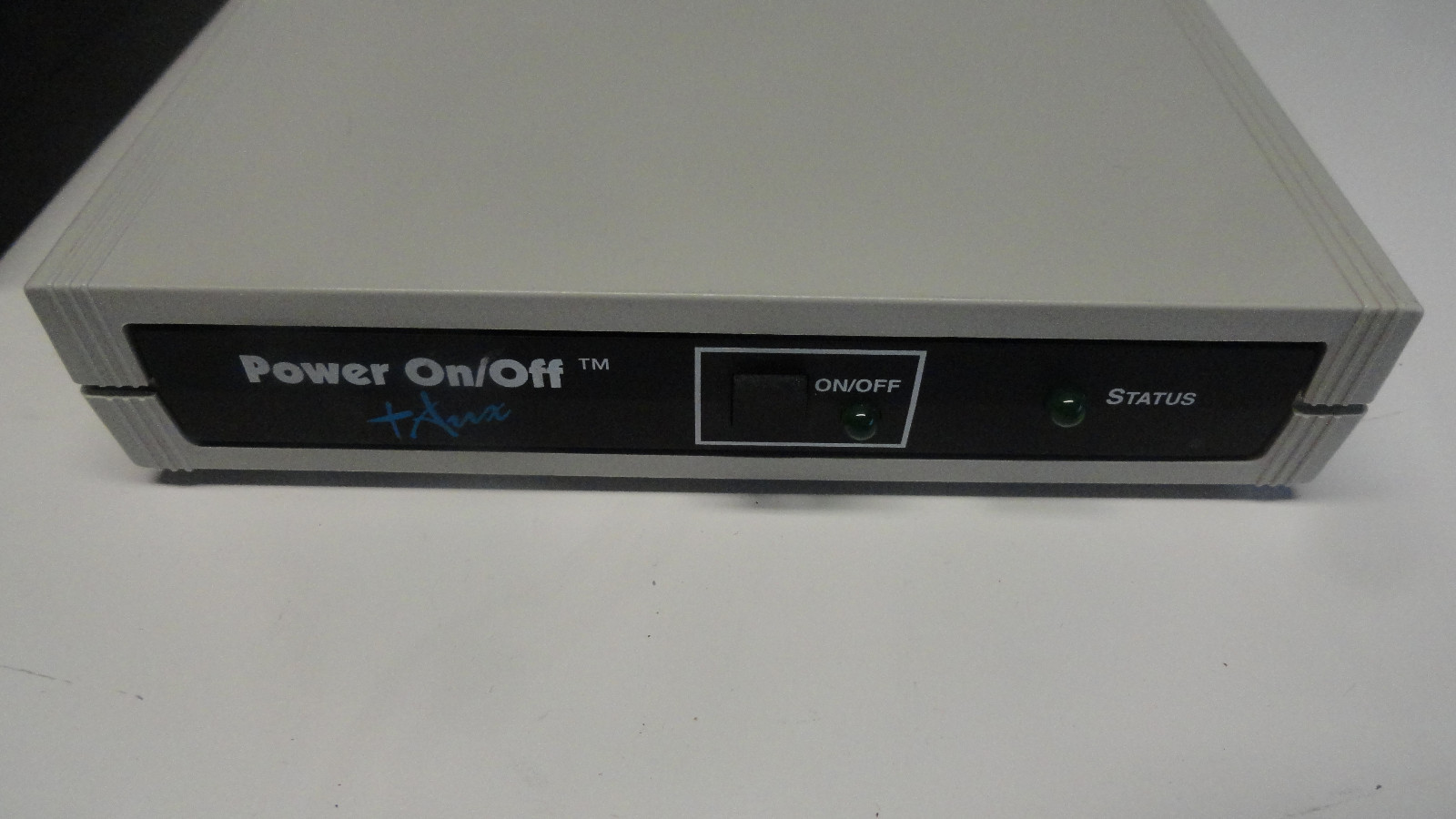 Server Technology: PP02 Remote Power On/Off + Aux