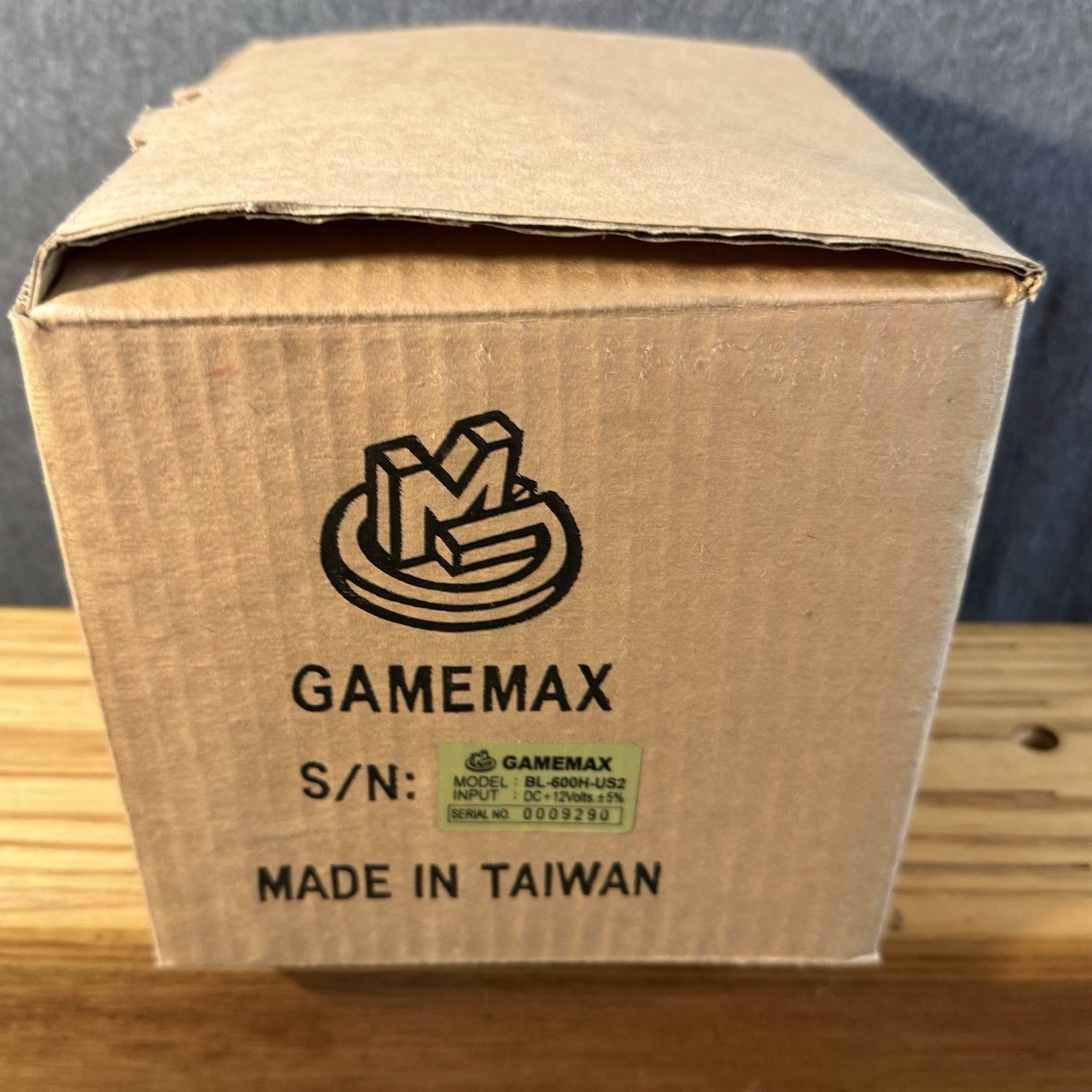 GAMEMAX BL-600H-US2 Bill Acceptor Validator NIB Includes Instruction Sheet