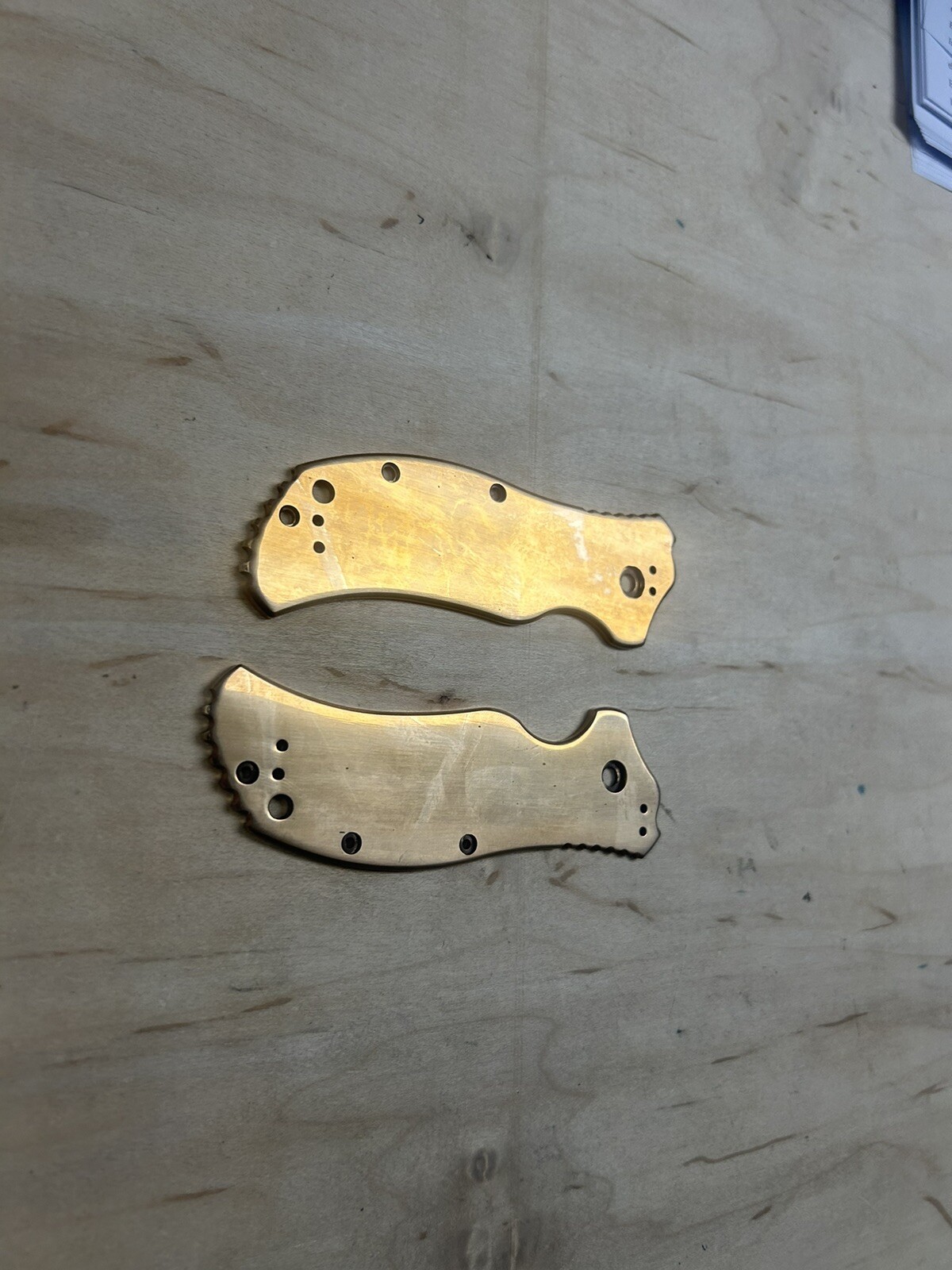 Scikio Custom Zero Tolerance 0350 Bronze Scales