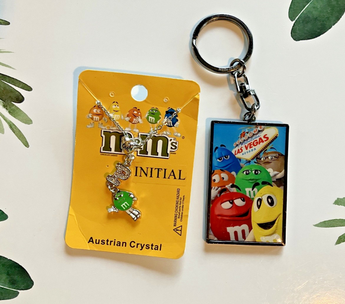 m & m's Initial Austrian Crystal Necklace Letter "P" Green + Las Vegas Keychain
