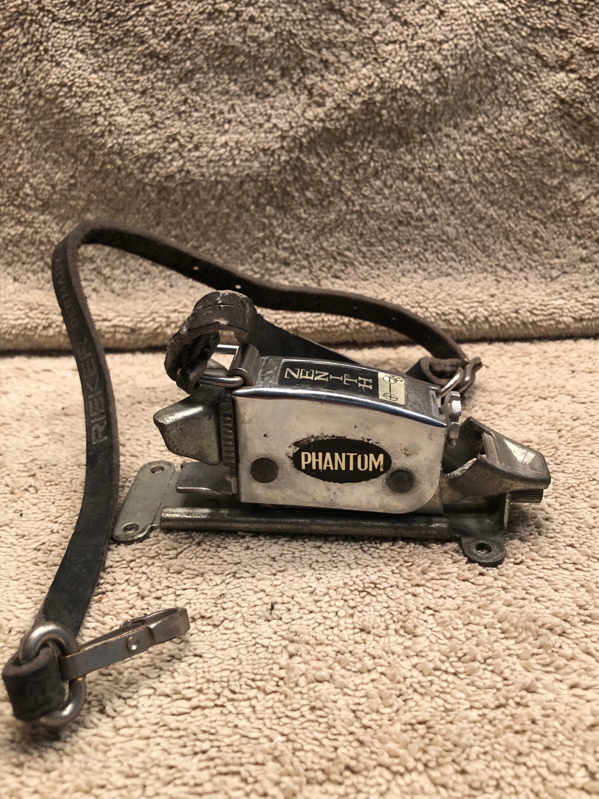Vintage part - Ski buckle -Zenith Phanton & Rieker