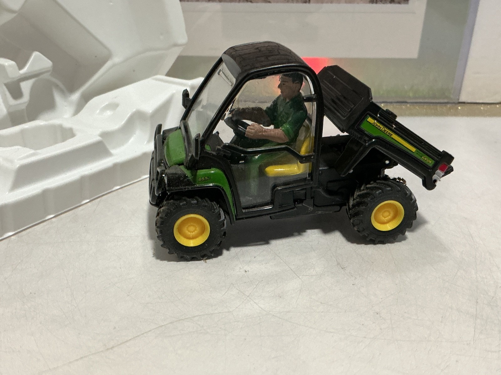 1/32 SIKU 3060 JOHN DEERE GATOR