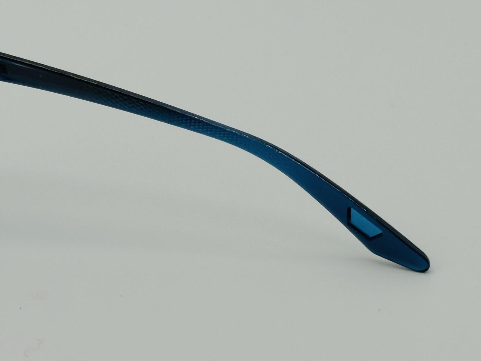 OAKLEY WOMENS WILDRYE SUNGLASSES TRANSLUCENT BLUE REPLACEMENT FRAME AUTHENTIC