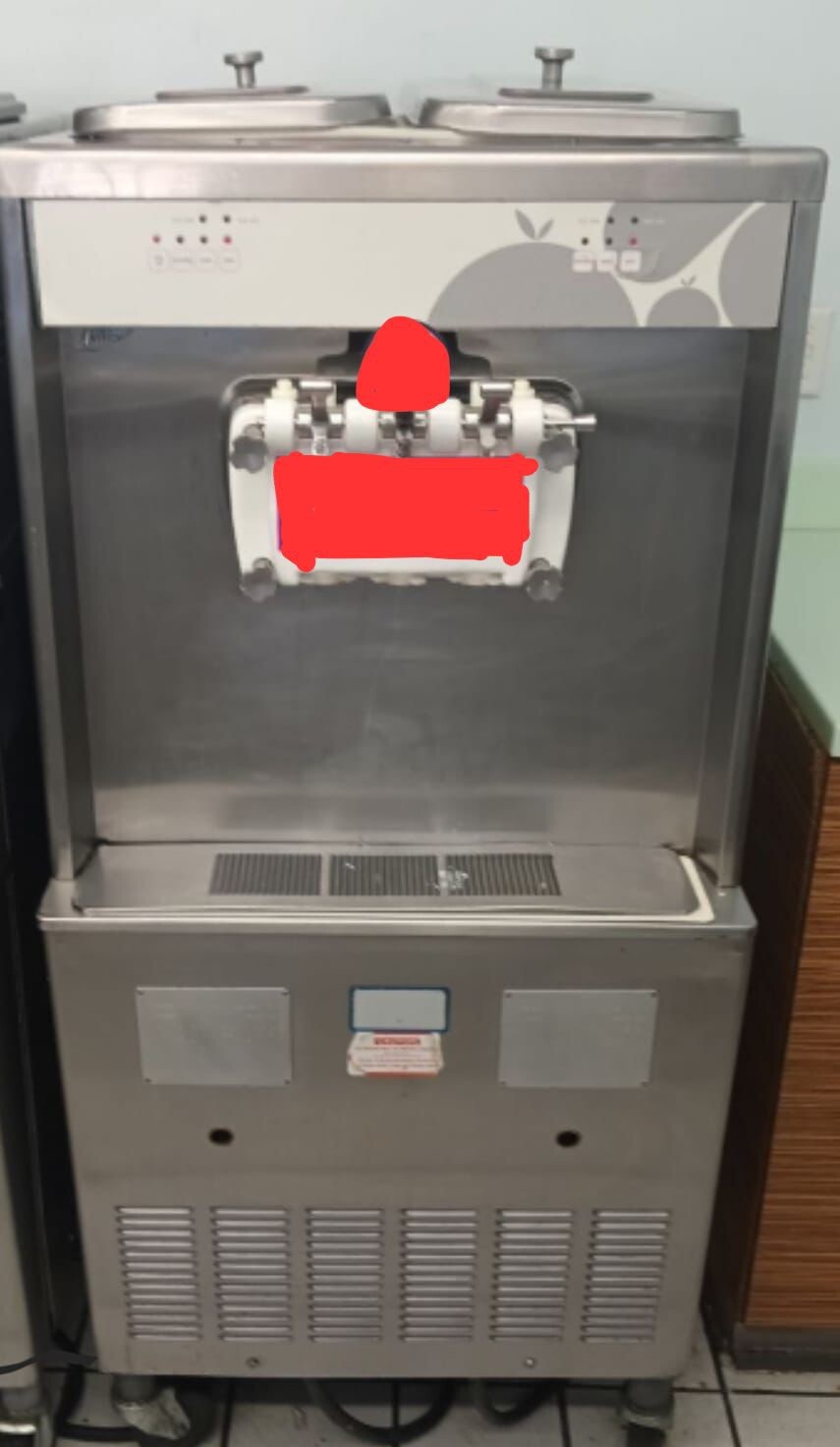 Taylor 754-33 Soft Serve Ice Cream/Yogurt Machine