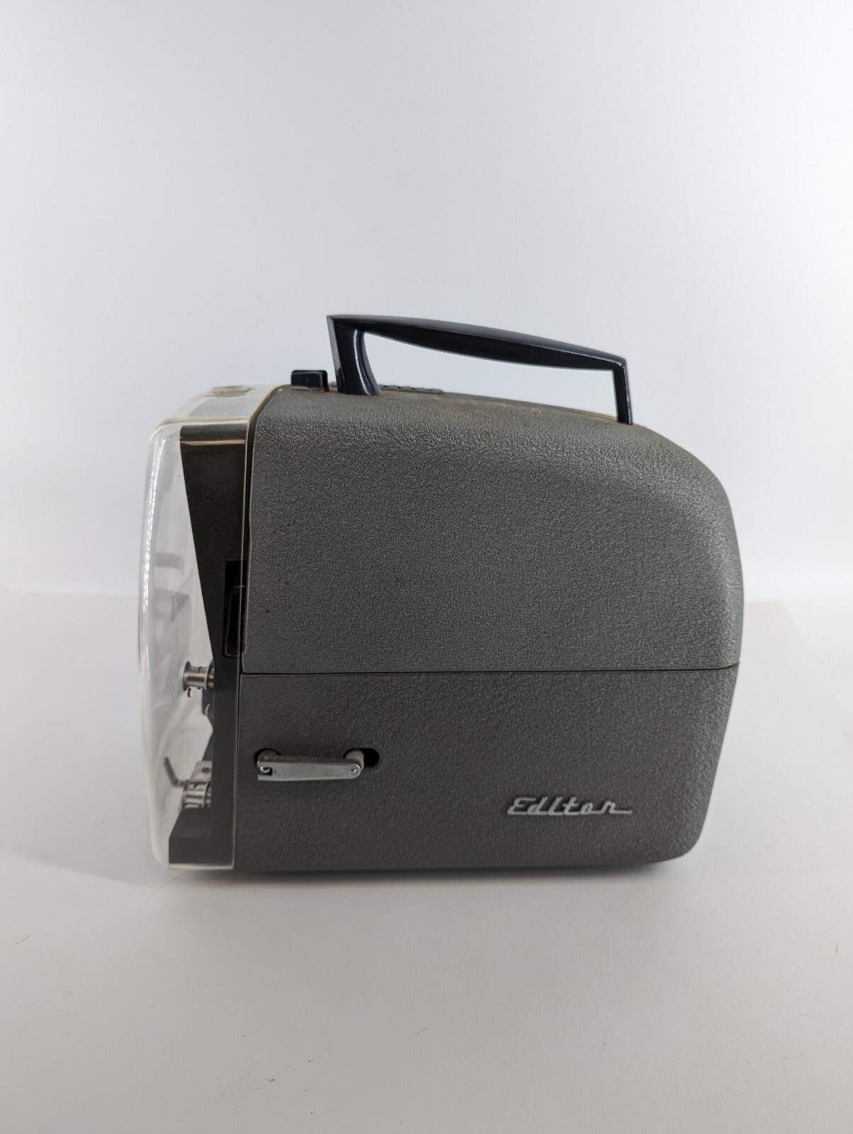 YASHICA 8P Vintage Projector