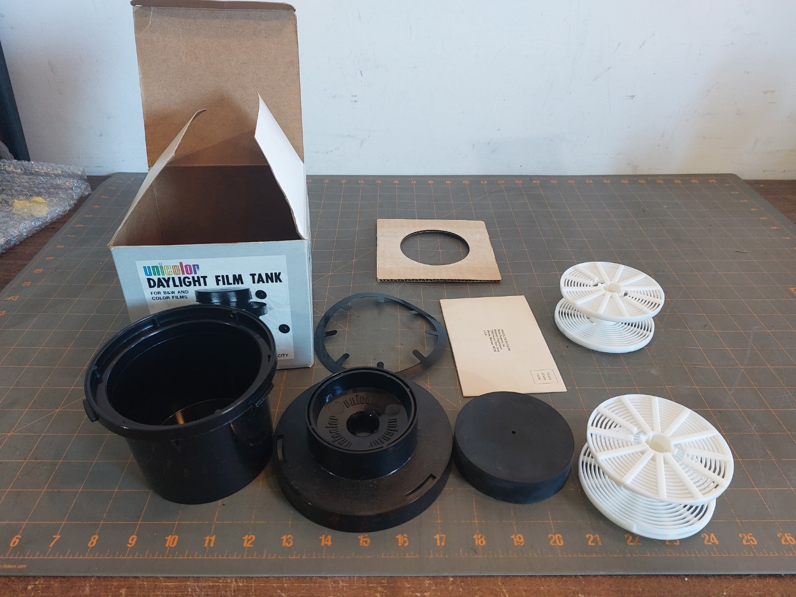 Unicolor Daylight Film Tank B&W and Color Films Two 35mm Reels 16 oz Capacity