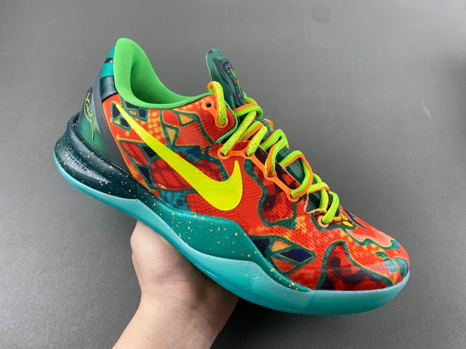 Kobe 8 Ⅷ Protro What The (2025) HM9621-900