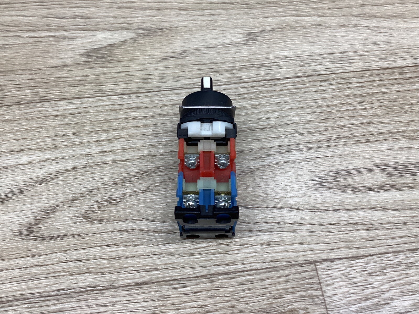 Fuji Electric AR22WR-1 Selector Switch #856D77
