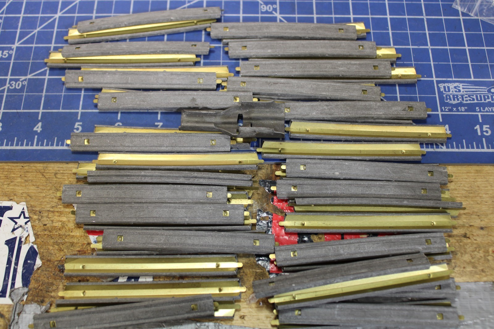 NEW 50 USGI STRIPPER CLIPS & 1 SPOON LOT 50 WITH SPOON 300 BLACKOUT  5.56 .223