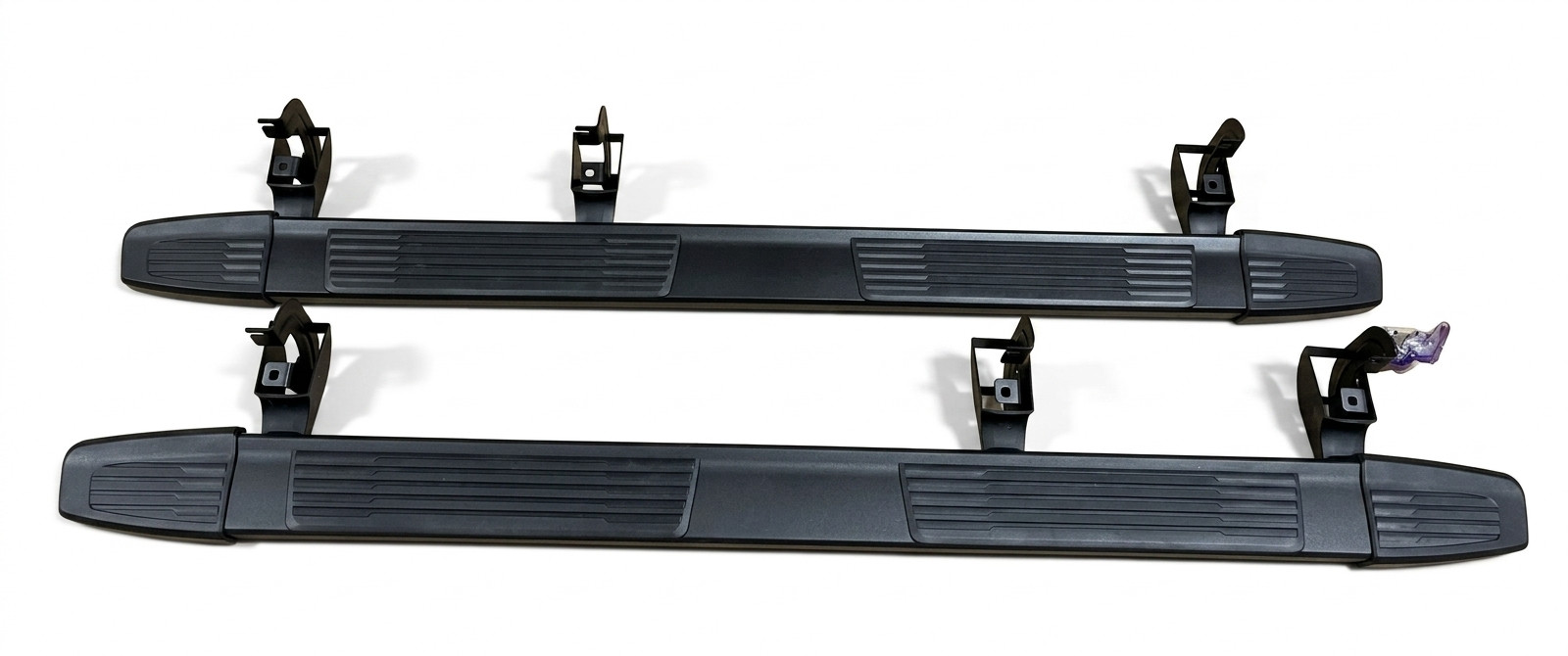 New Factory OEM GM 2019-2026 Silverado Sierra 1500 Crew Cab Step Bars