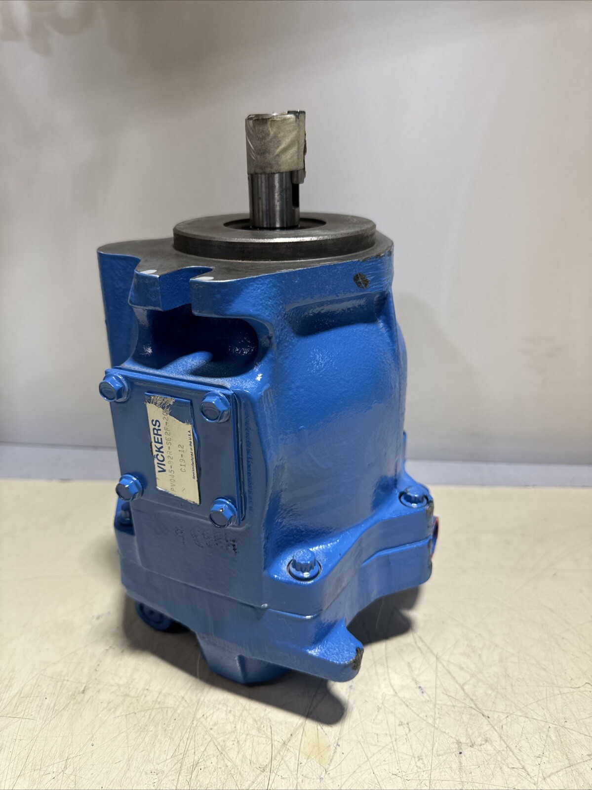 Vickers PVQ45-B2R-SE2F-20 Pump ~ New!
