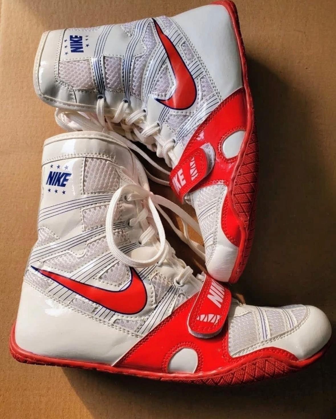 Boxing Shoes HyperKO Style Fully Custom Mesh High Ankle Support, Training fight