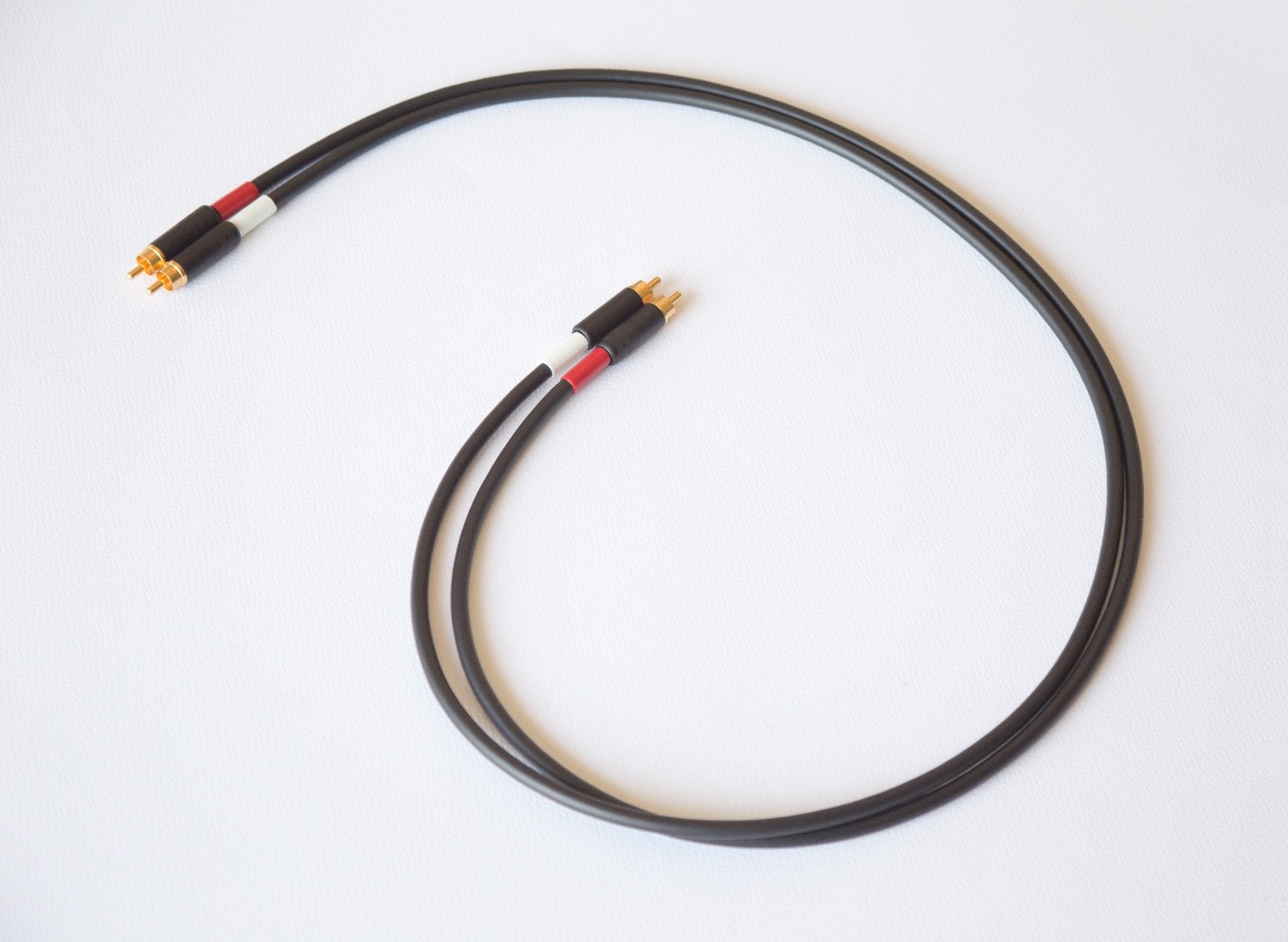 Mogami 2549 cable with Switchcraft RCA plugs, Audiophile Interconnect Cable Pair