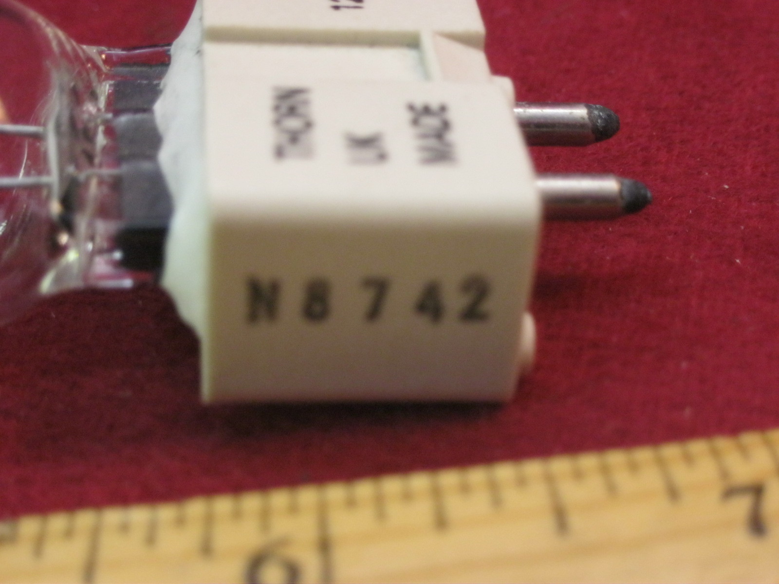 Thorn T29 1200w 120v bulb lamp stage studio
