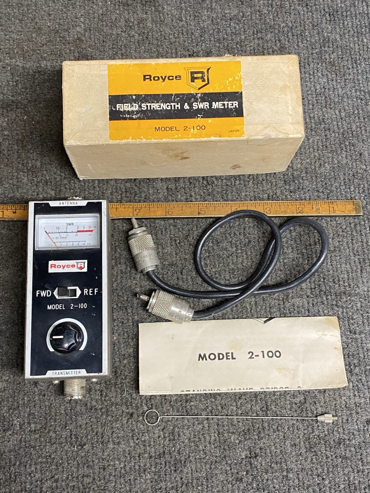VINTAGE ROYCE ELECTRONICS MODEL 2-100 FIELD STRENGTH & SWR METER WITH BOX JAPAN