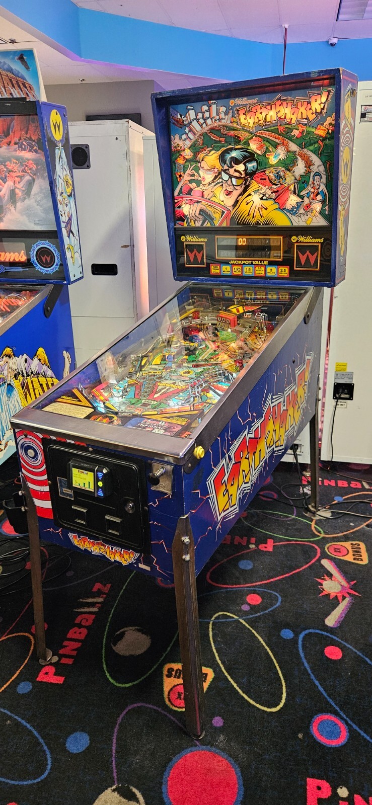 Earthshaker Pinball by Williams - 2442