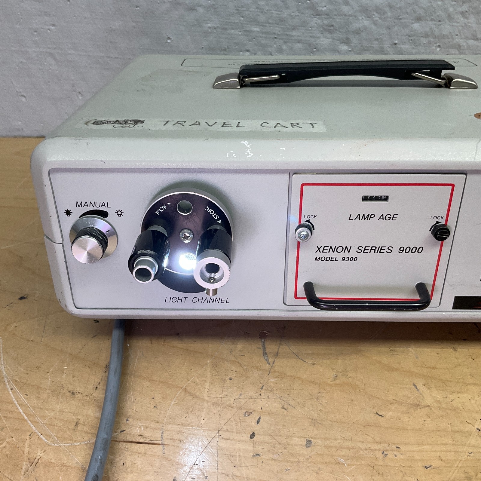 Luxtec 9300 Xenon Series 9000 Light Source Tested and Working