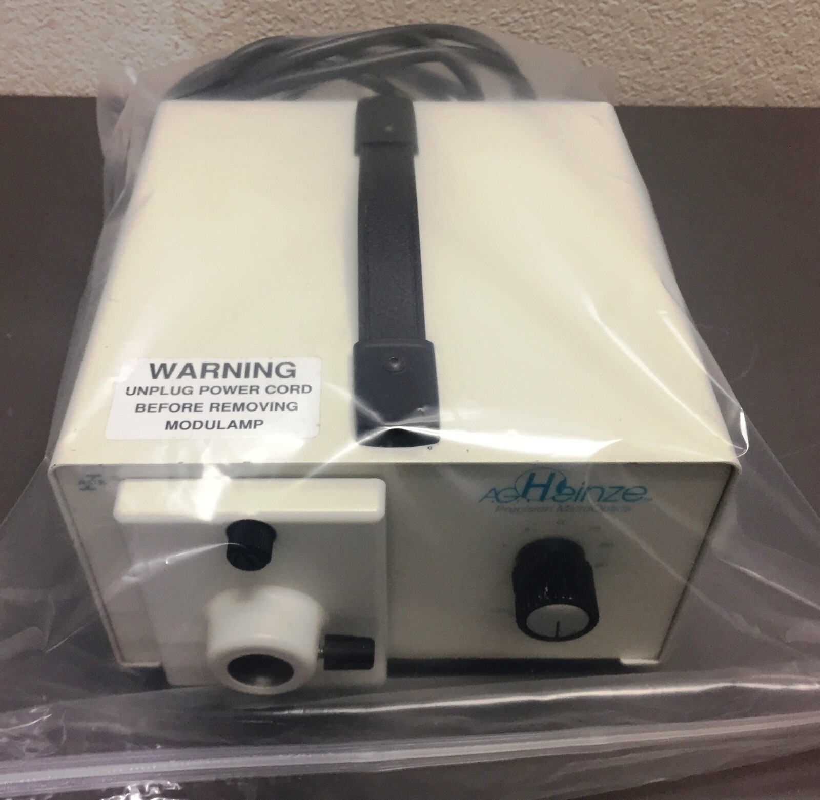 Schott/Heinze 20500 Light Source