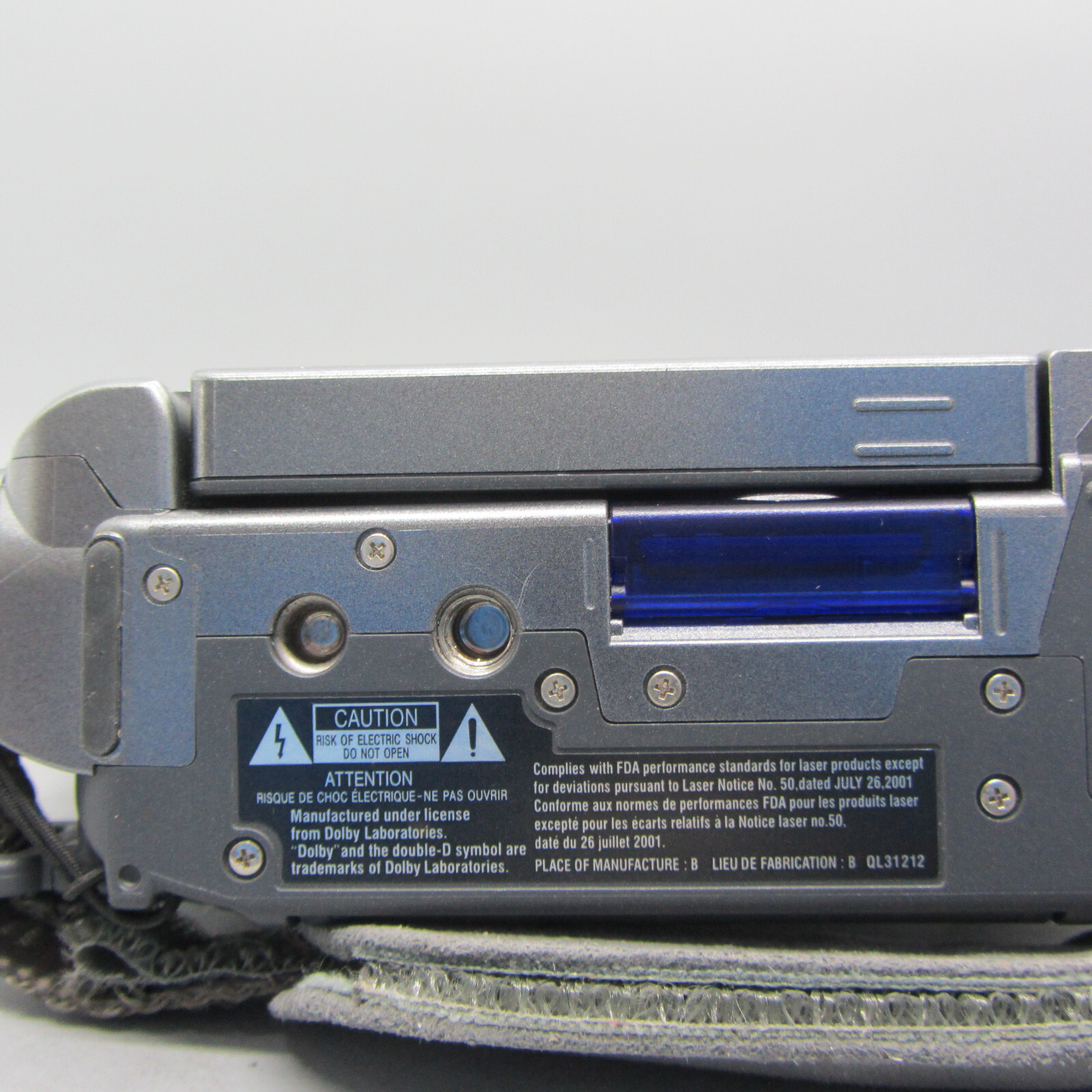 Hitachi DVDCAM DZ-MV5000E Handheld Mini DVD Camcorder Silver Tested