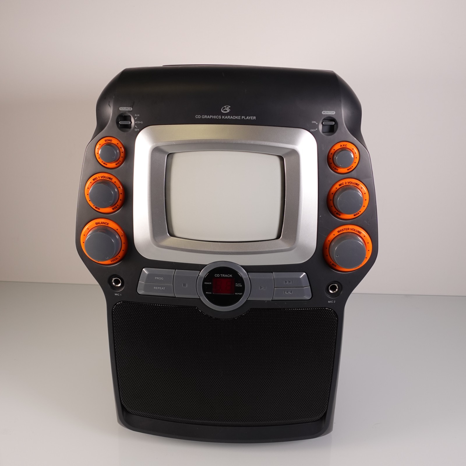 GPX Karaoke CD/CD+G Party Machine JM332B w/ 5" B/W Monitor - Powers On