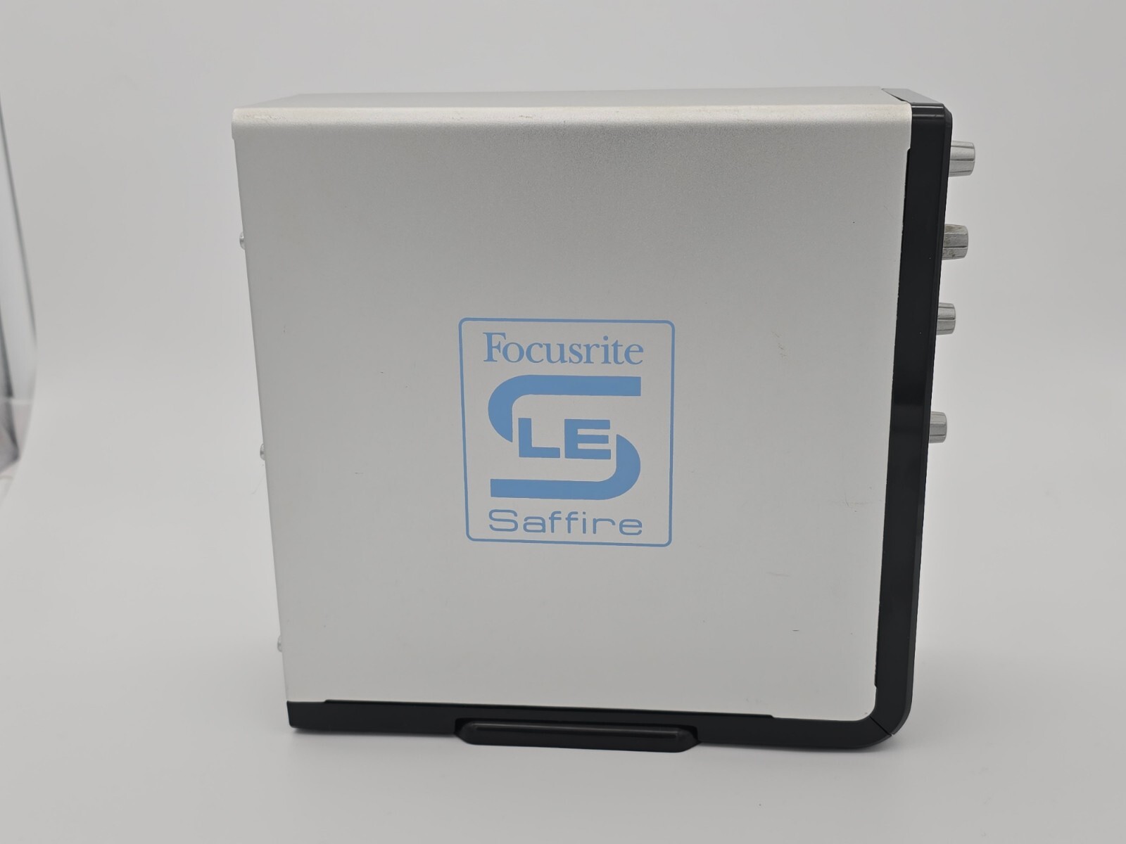 Focusrite Saffire LE Audio Interface- Open Box! MINT!