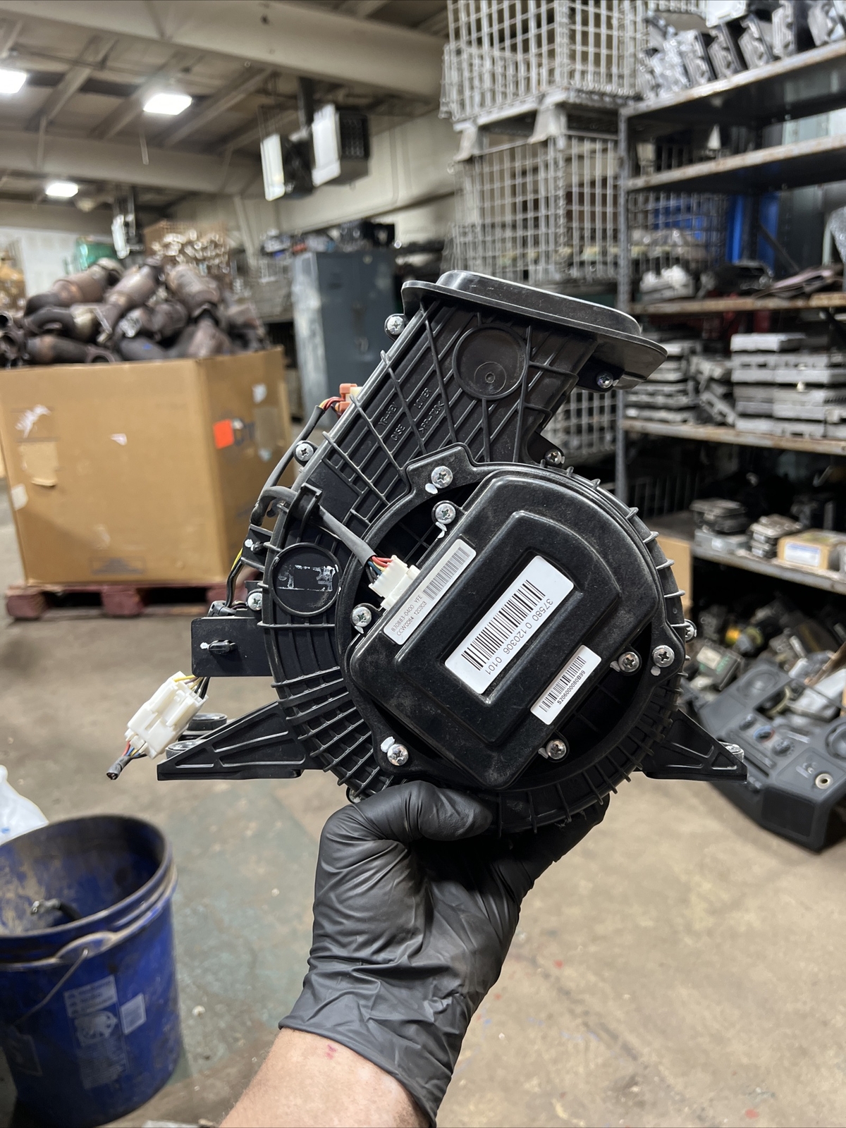 2011-2015 Hyundai Sonata Kia Optima Hybrid Battery Blower Motor Fan B30883-0400