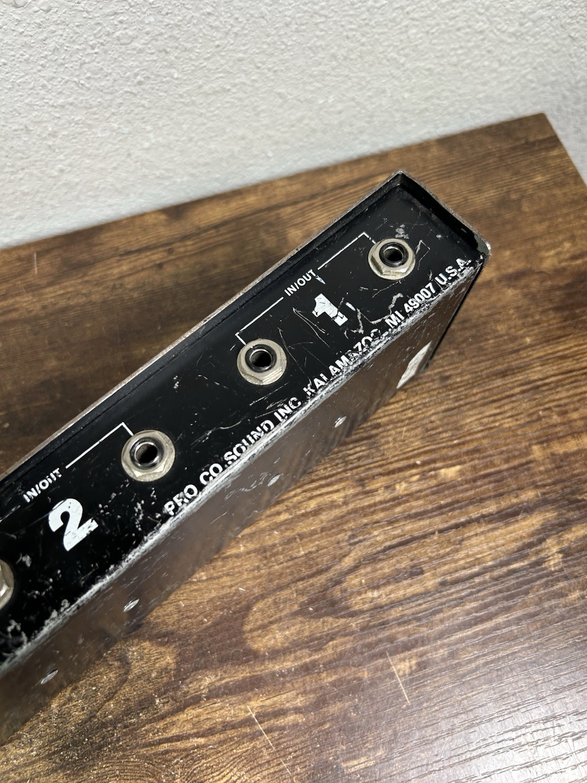 Pro Co DB-4 rackmount direct box For Interfacing Instrument/Midi Systems