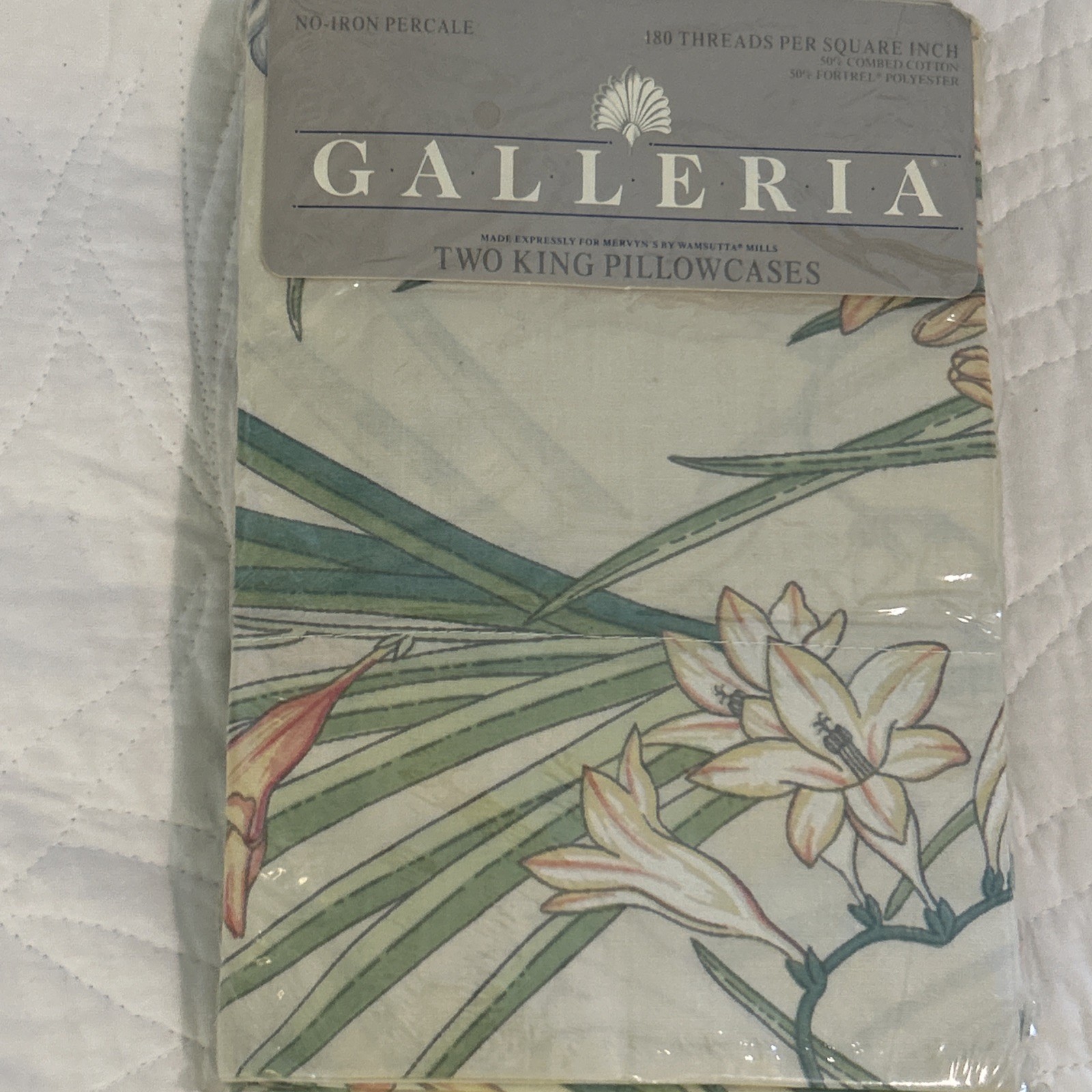 Vtg Galleria Freesia King Pillow Cases Floral Print No Iron USA New