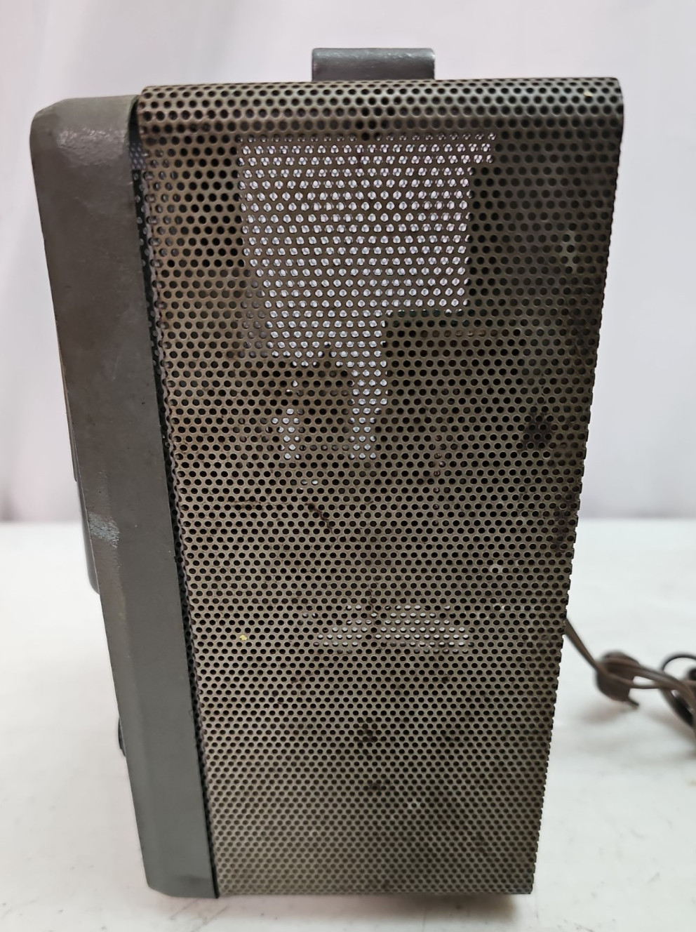 1960's EICO 222 Vacuum Tube Voltmeter VTVM