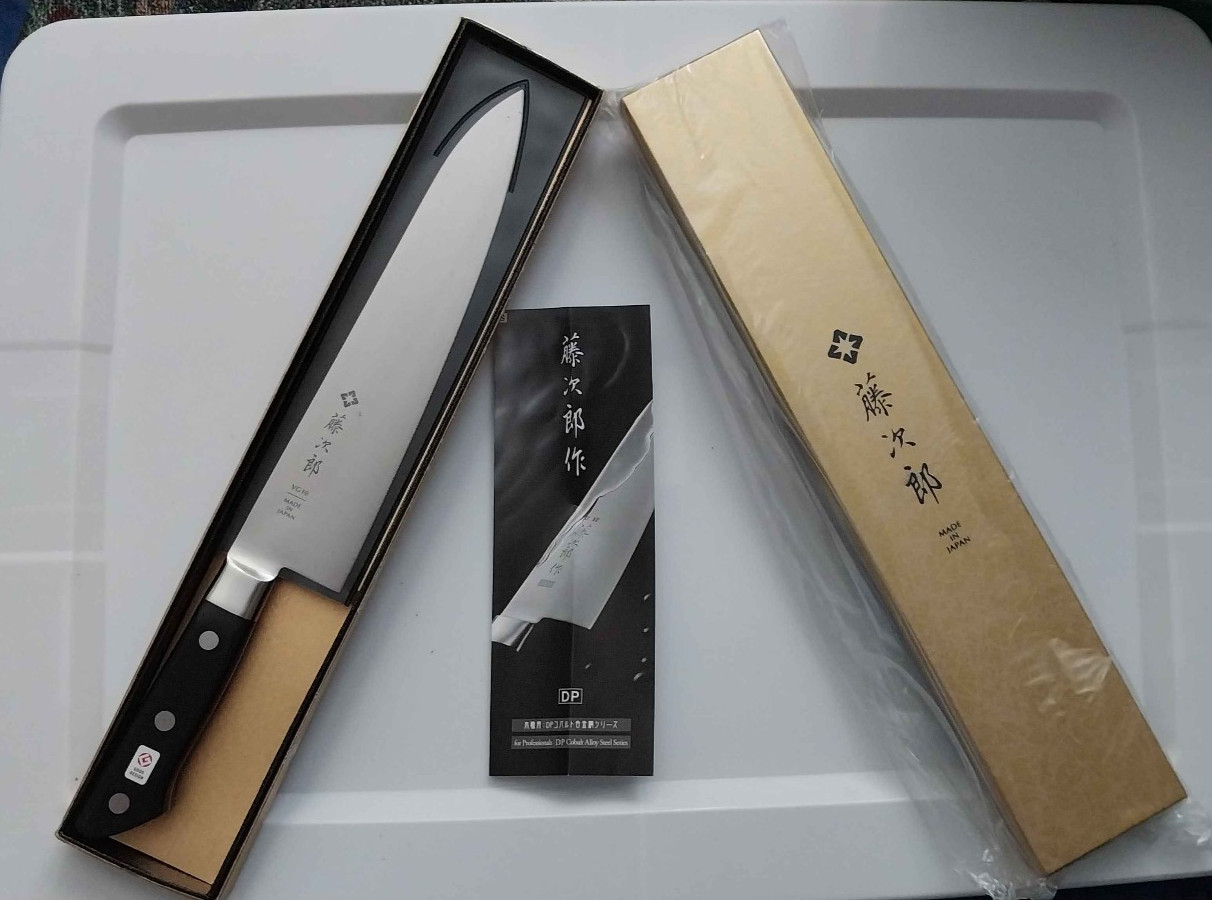 Tojiro DP Gyuto F-809 9.4" Cobalt Alloy Steel Knife MADE IN JAPAN / NEW / SEALED