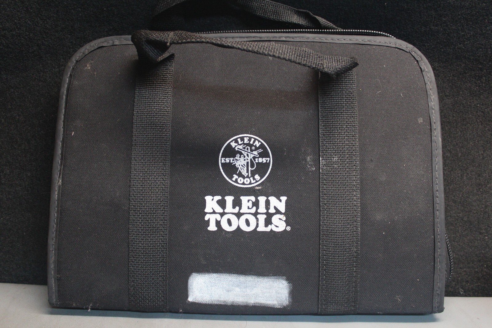 Klein Tools 8 Piece Electricians Tool kit 33536 *USED*
